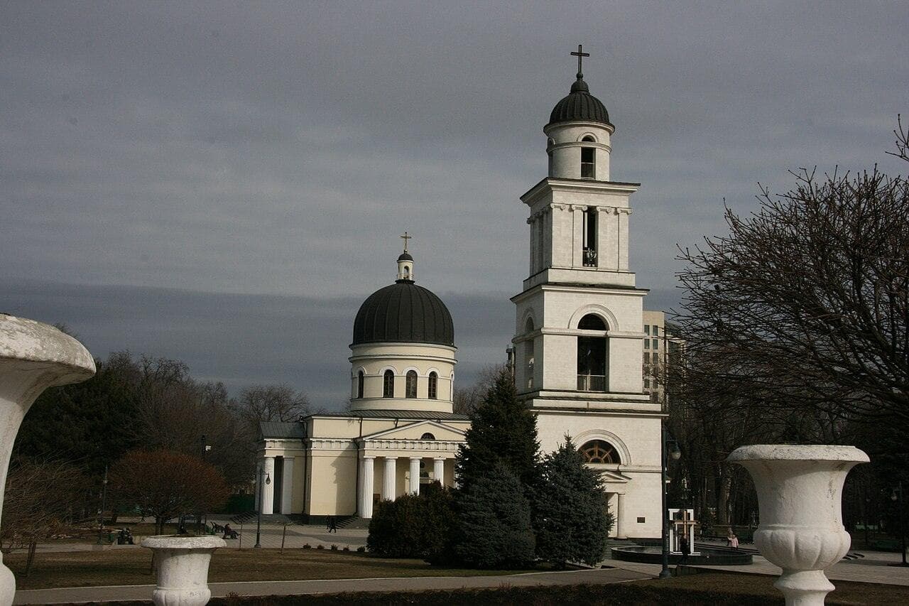 Vernisajul Vinului (Wine Vernissage) — Chișinău, Moldova