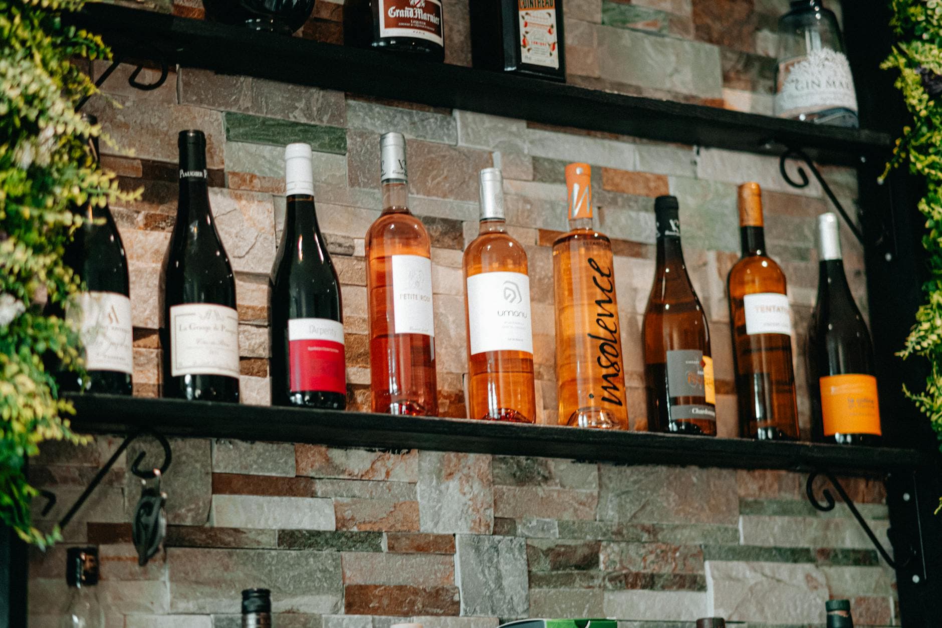 Winter Wine Travel: Cozy Tastings, Truffle Pairings, and Off-Season Value